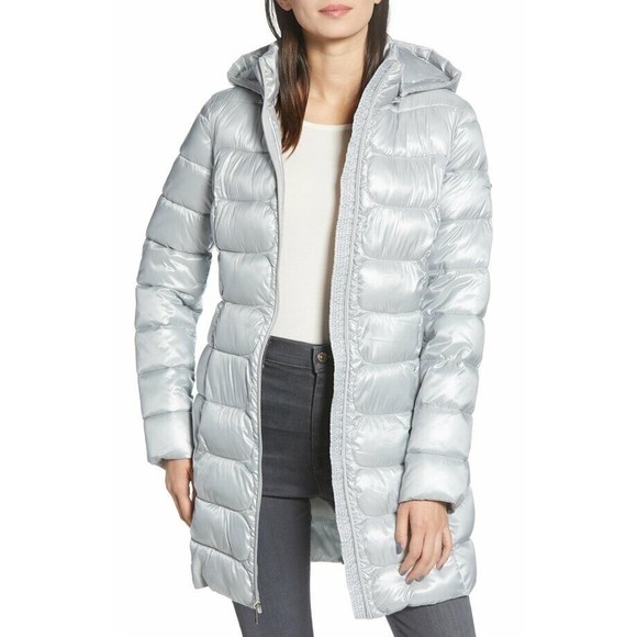Via Spiga Three-Quarter Packable Hooded Puffer Jacket  Silver Size Med NWT - Picture 2 of 8